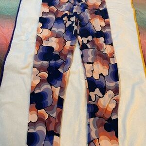 Lularoe Disney Mickey and Minnie Mouse Leggings